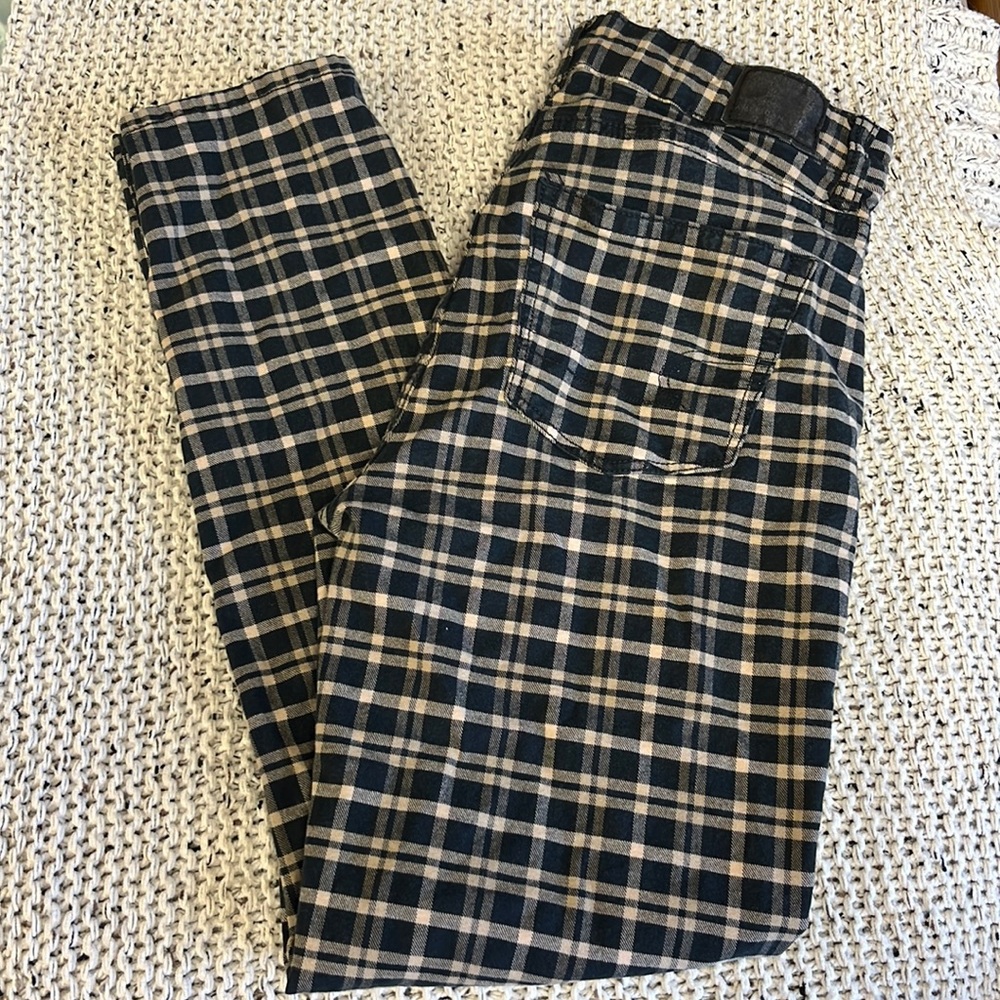 American Eagle Plaid Mom Jeans